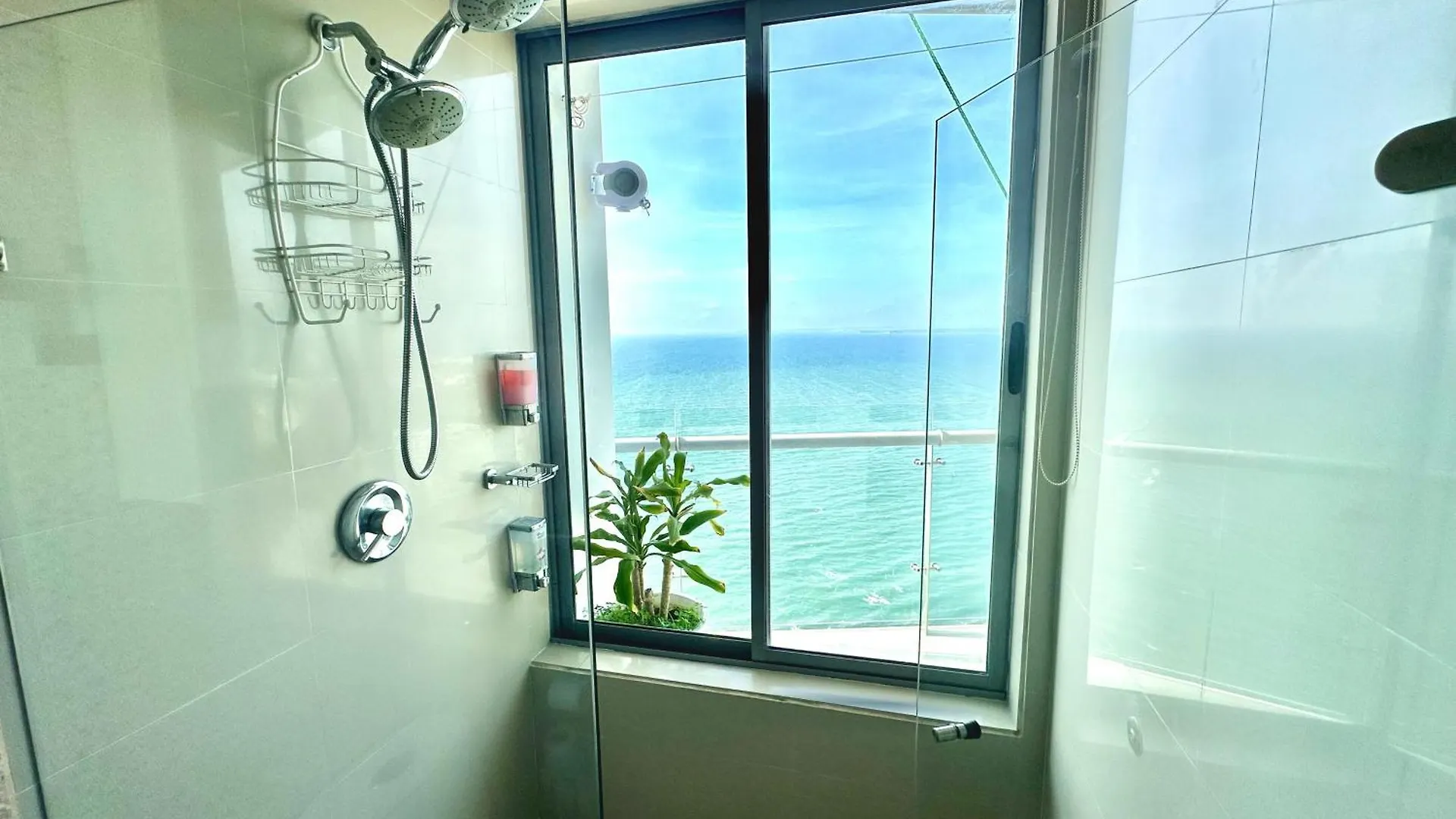 Apartment Beachfront Next To The Walled City Cartagena Colombia